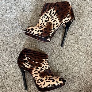 Kenneth Cole Stiletto Ankle Boots